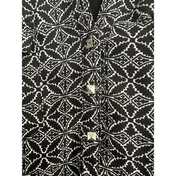 Timing Black Geometric Design Work Career Casual Blouse Top Women’s Size Small - Picture 6 of 10